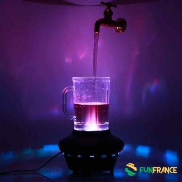 FUNFRANCE - Articles de fête et produits Hi-Tech : Fontaine robinet magique à led 220v - 10.75€ - L'eau coule comme par magie. P