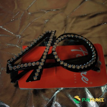 FUNFRANCE - Articles de fête et produits Hi-Tech : Lunettes anniversaire strass - 6.183333€ - Afficher votre âge avec strass !