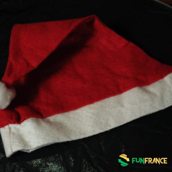 FUNFRANCE - Articles de fête et produits Hi-Tech : Bonnet de Noël standard - 0.433333€ - Bonnet de Noël premier prix. Tour de tê