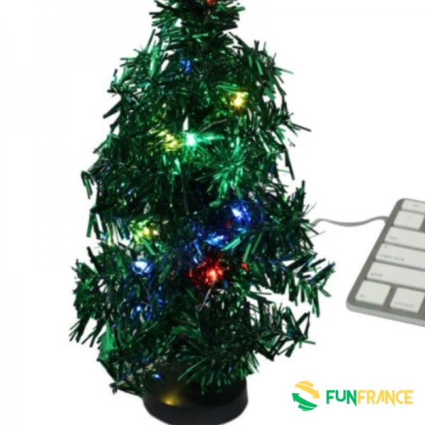 FUNFRANCE - Articles de fête et produits Hi-Tech : Sapin de Noël à LED USB 25cm - 7.083333€ - Sapin de Noël à LED USB 25cm. L'ar