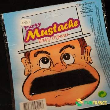 FUNFRANCE - Articles de fête et produits Hi-Tech : Fausse moustache (6 modèles au choix) - 3€ - Fausse moustache (6 modèles au c