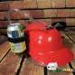 FUNFRANCE - Articles de fête et produits Hi-Tech : Casque porte canettes rouge (2 emplacements) - 6.583333€ - Casque de soirée a