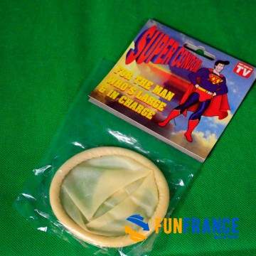 FUNFRANCE - Articles de fête et produits Hi-Tech : Capote géante super condom - 2.066666€ - Préservatif taille XXXL à offrir pou