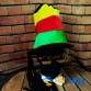 FUNFRANCE - Articles de fête et produits Hi-Tech : Chapeau humoristique rasta avec tresse - 7.041667€ - Chapeau humoristique ras