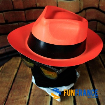 FUNFRANCE - Articles de fête et produits Hi-Tech : Chapeau Al Capone en PVC fluo orange - 1€ - Chapeau Al Capone fluo ORANGE ave