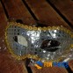 FUNFRANCE - Articles de fête et produits Hi-Tech : Masque loup paillettes et strass Argenté - 0.916667€ - Masque loup PVC rigide