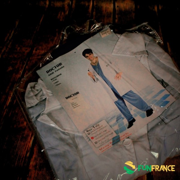 FUNFRANCE - Articles de fête et produits Hi-Tech : Déguisement costume docteur 3 pièces - 31.25€ - Déguisement de docteur 3 pièc