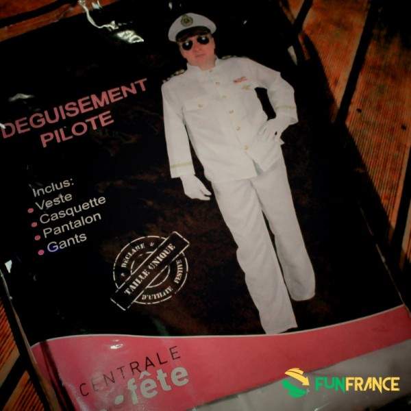 FUNFRANCE - Articles de fête et produits Hi-Tech : Déguisement costume PILOTE - 27.416667€ - Déguisement de pilote (Taille uniqu